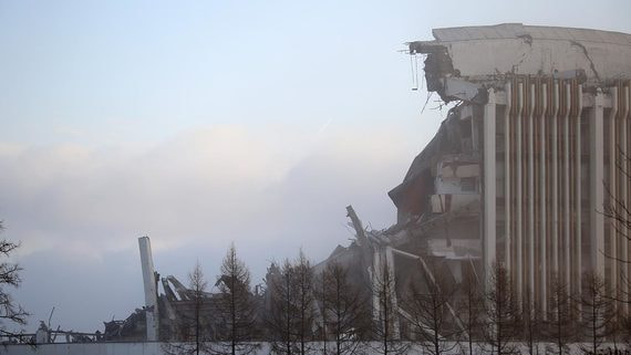 Как выглядит рухнувший спортивно-концертный комплекс «Петербургский»