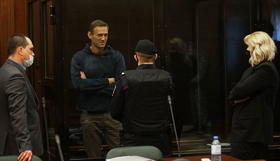 Песков назвал неправомерным требование ЕСПЧ освободить Навального