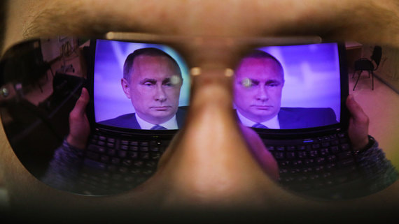 Лановой и Путин возглавили рейтинг «настоящих мужчин»