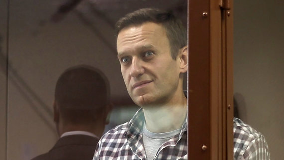 Почему Amnesty International больше не считает Навального «узником совести»