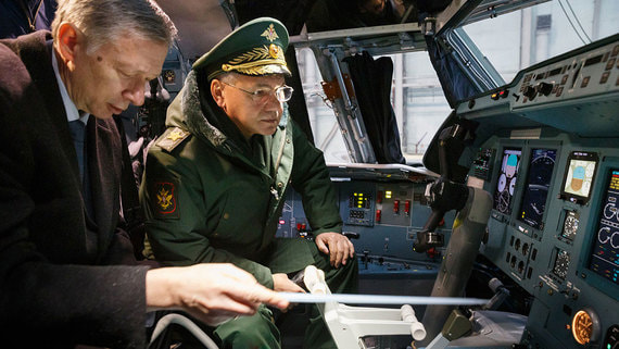 Министр обороны Сергей Шойгу изучает проблемные отрасли ОПК