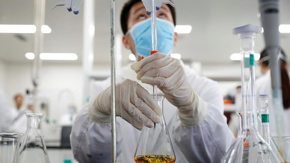 Мировая фармацевтика инвестирует в биотех-компании из Китая