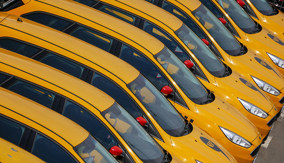 ЕЭК подозревает агрегаторов такси в нарушении конкуренции