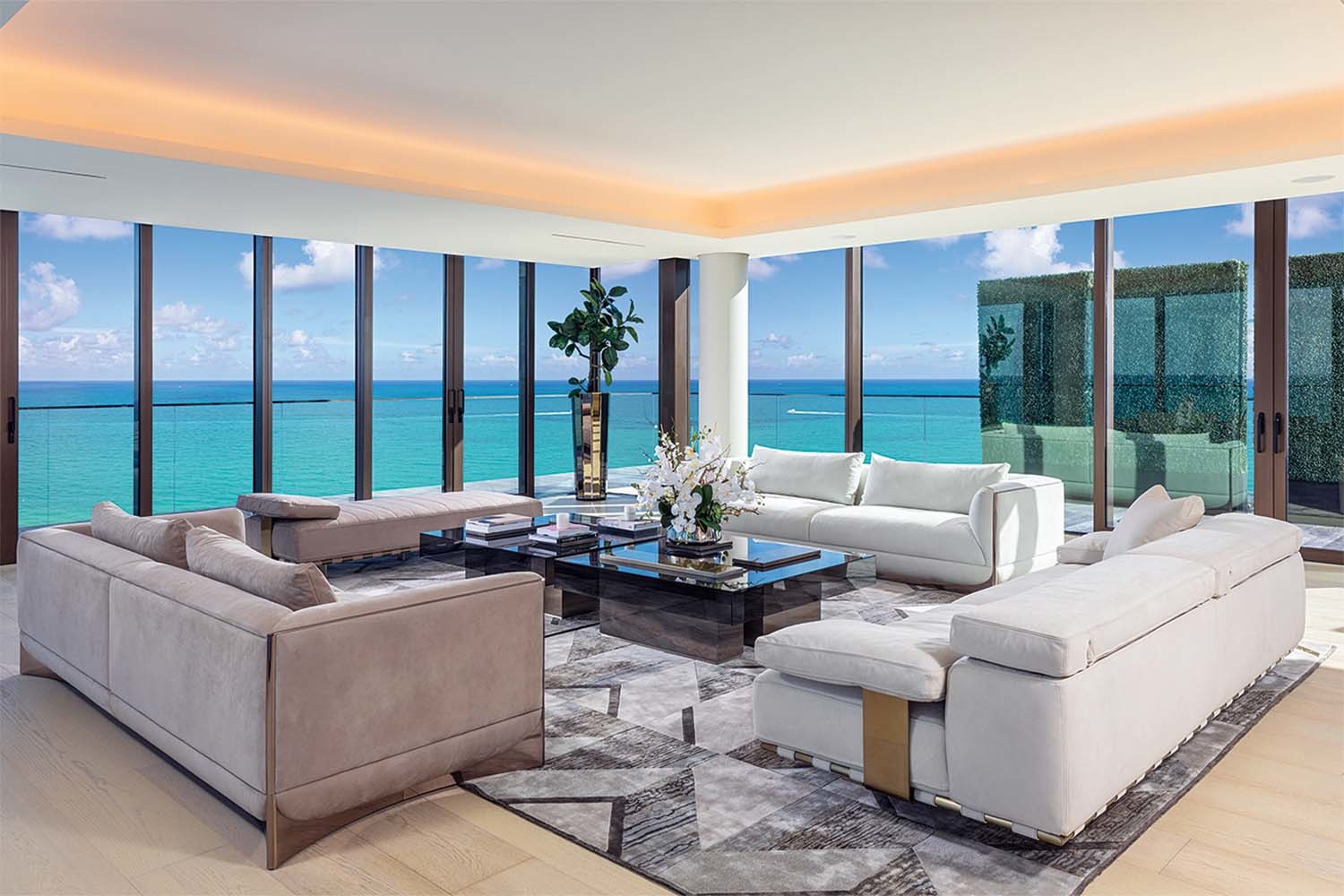 Пентхаусы в Arte Surfside (США) созданы великими дизайнерами – Антонио Читтерио и Патрисией Виель