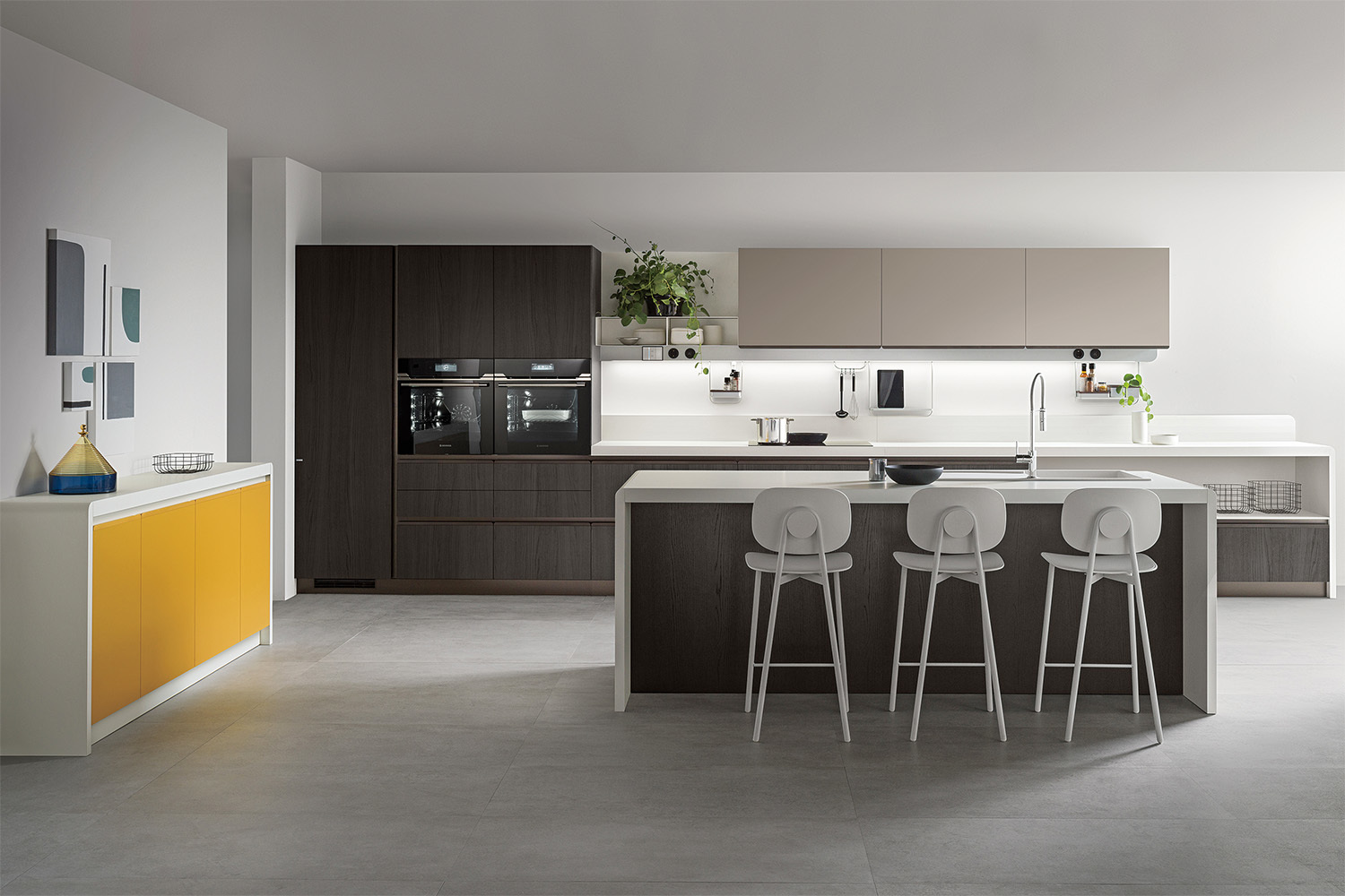 Dandy Plus – новый проект гибридного умного пространства от Scavolini, объединивший в себе кухню, гостиную и ванную