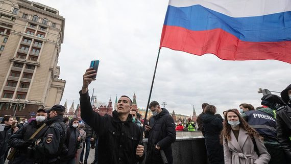 Кремль и оппозиция чижика съели