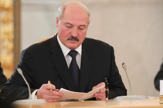 Лукашенко пообещал раскрыть новые данные о попытке госпереворота в Белоруссии