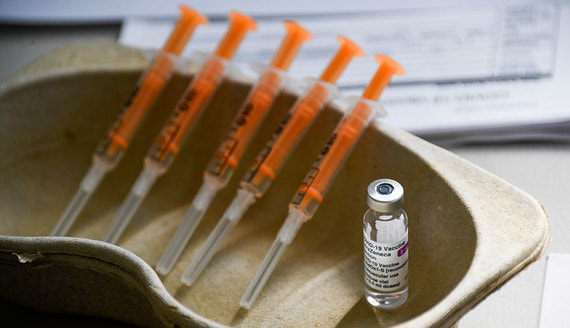 Словакия приостановила использование вакцины от коронавируса от AstraZeneca