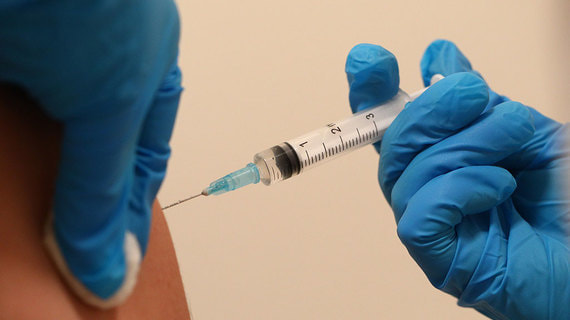 Туроператоры назвали примерную стоимость вакцинного тура в Россию