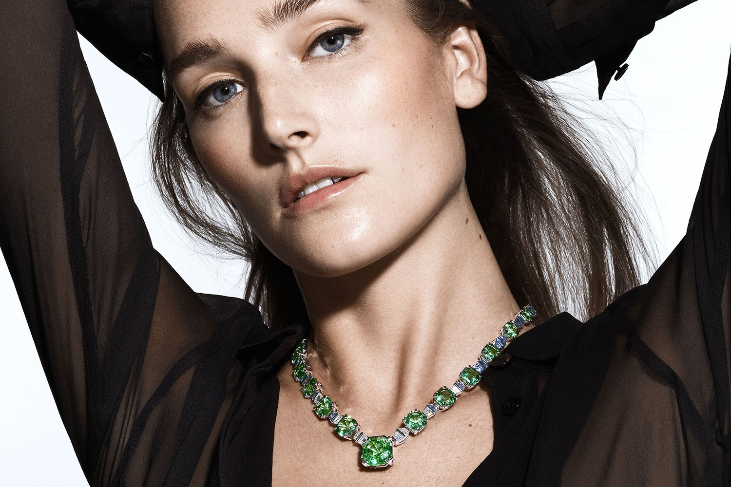 Коллекция украшений Tiffany Blue Book. Colors of Nature посвящена неожиданным колористическим сочетаниям драгоценных камней