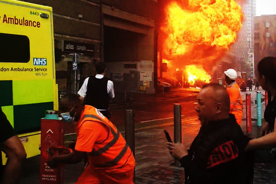 Взрыв у станции метро в Лондоне. Фотогалерея