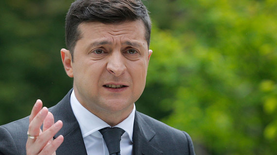 Зеленский заявил о желании привлечь Байдена к решению ситуации в Донбассе