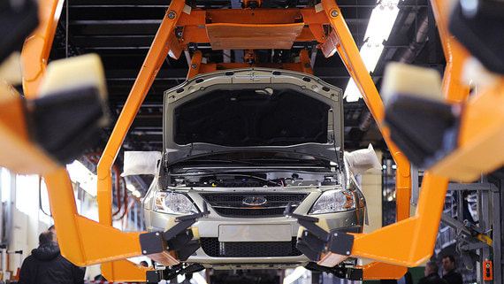 "АвтоВАЗ" резко снизил темпы продаж в июле