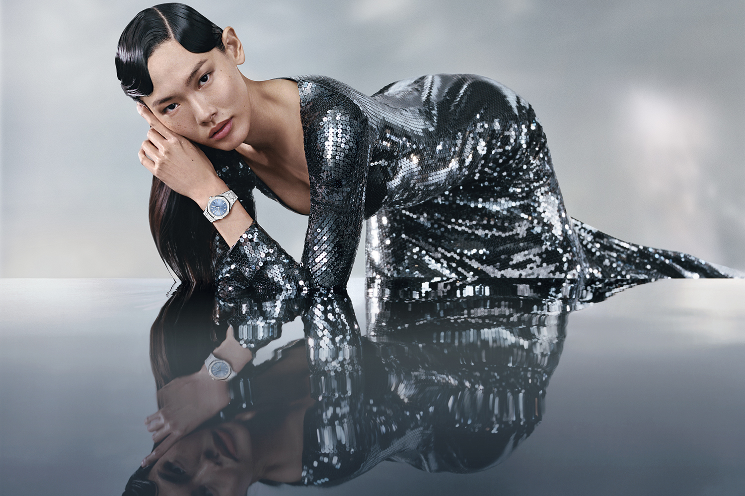 Женские часы Audemars Piguet Royal Oak вышли в новых ювелирных версиях, но не  изменили при этом своему оригинальному харизматичному облику