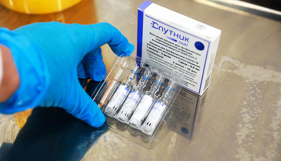 РФПИ сообщил об эффективности комбинации «Спутника лайт» и AstraZeneca