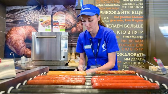 Как нефтяные компании нетопливный бизнес на АЗС развивают