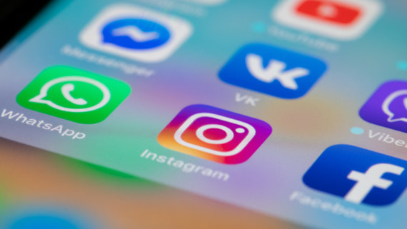 Пользователи сообщили о сбоях в работе Facebook, Instagram и WhatsApp
