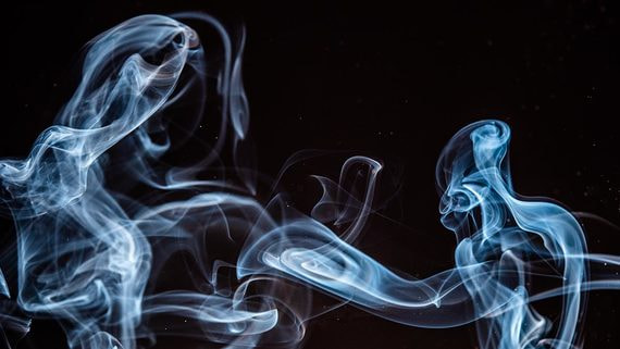 Россияне переходят на дешевые сигареты из-за роста акцизов