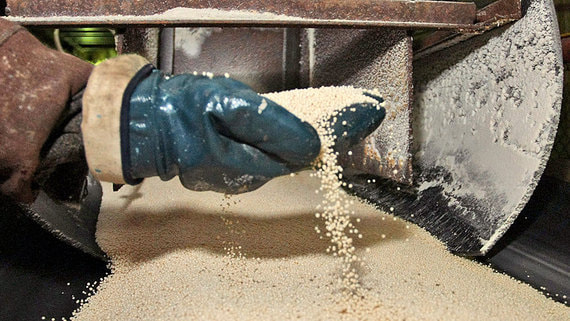 Цены на удобрения в России могут зафиксировать до мая