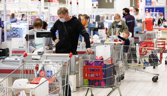Власти Москвы сообщили о росте числа покупателей в магазинах перед нерабочими днями