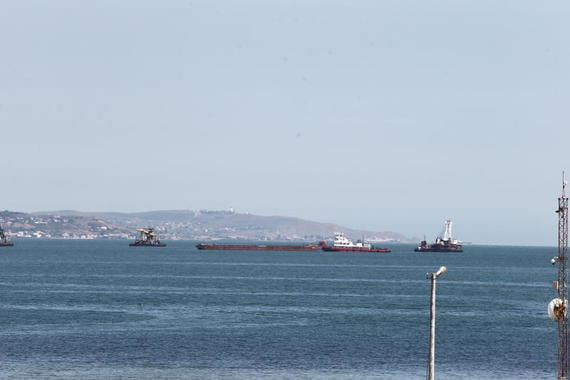Российский флот начал следить за действиями эсминца США в Черном море