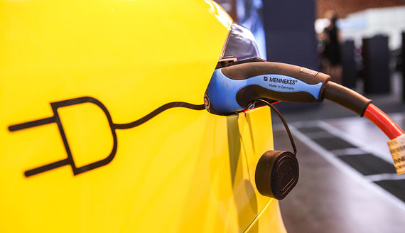 Продажи новых легковых машин в октябре снизились на 18%