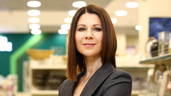 "В России женщина купит брендовое платье в Familia, а всем скажет, что в ЦУМе"