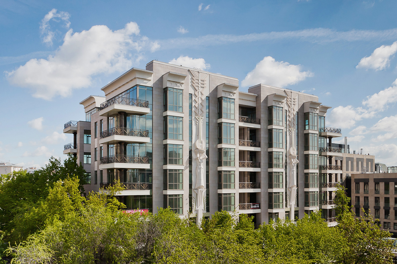 По итогам 2021 г. цена 1 кв. м элитной жилой недвижимости в Москве достигнет 1,266 млн рублей, а в 2022 г. – 1,355 млн рублей