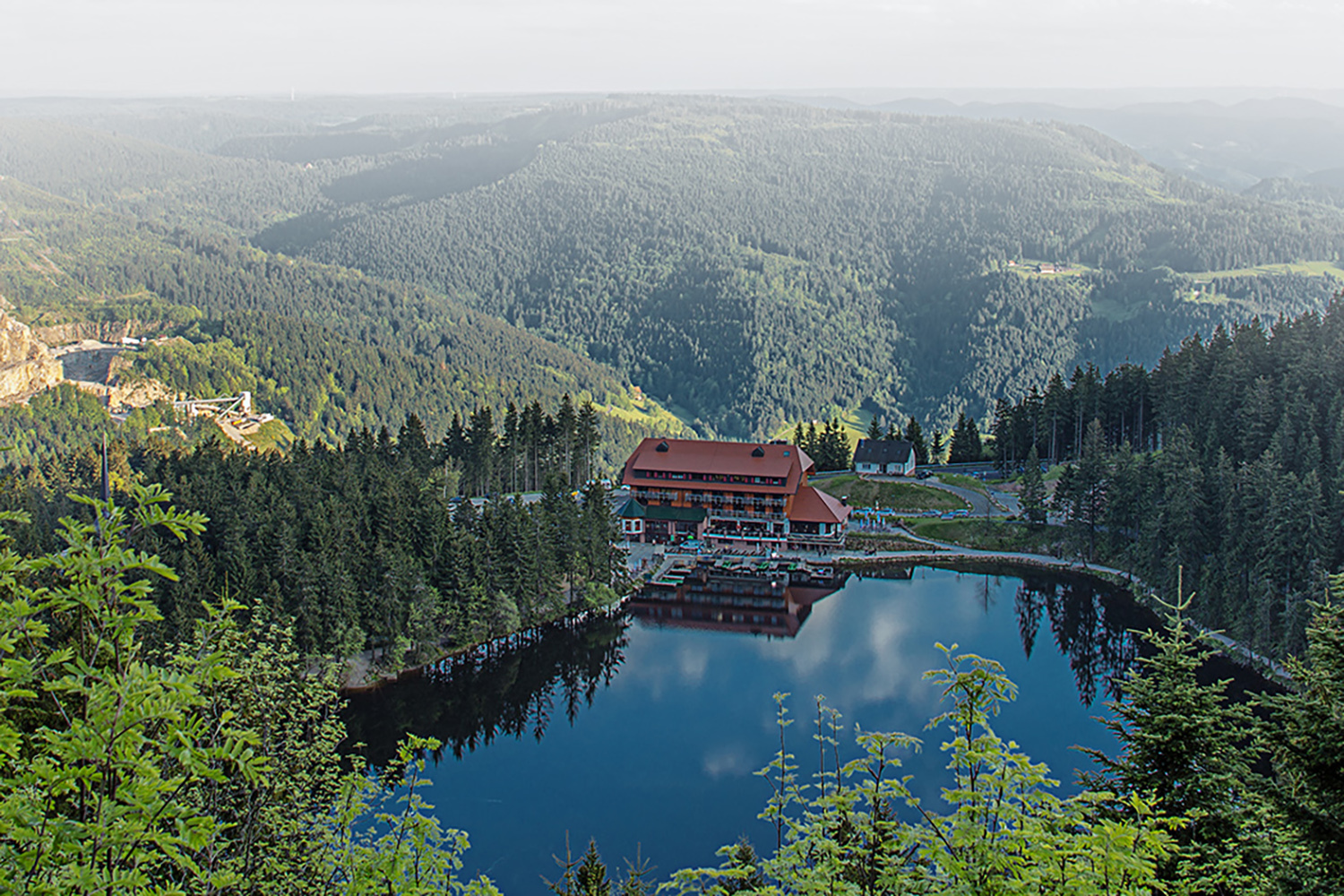 Национальный парк Шварцвальд на юго-западе Германии площадью свыше 10 000 гектаров