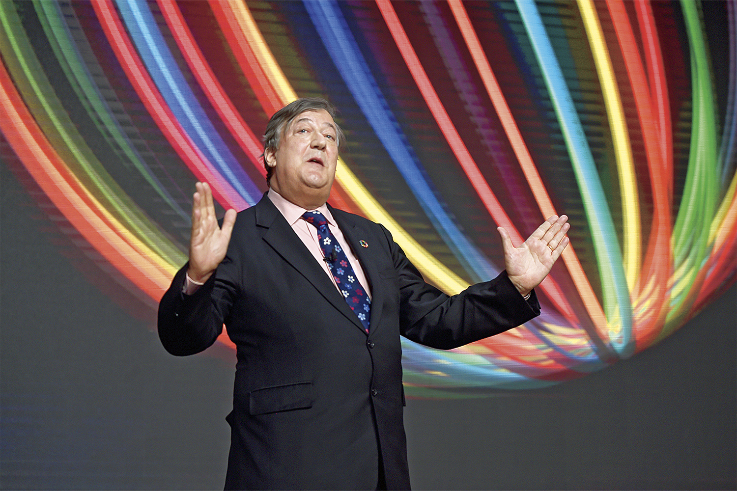 Британский актер, писатель и драматург Стивен Фрай