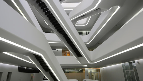 Банк "Траст" продал единственное здание Захи Хадид в Москве