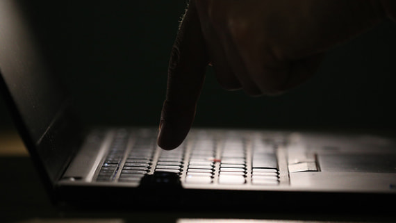 В США обвинили в киберпреступлениях еще четырех граждан РФ
