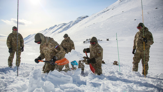 В Южной Осетии ищут двух военнослужащих после схода лавины