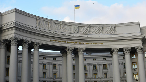 МИД Украины отреагировал на обвинение в подготовке военной операции в Донбассе