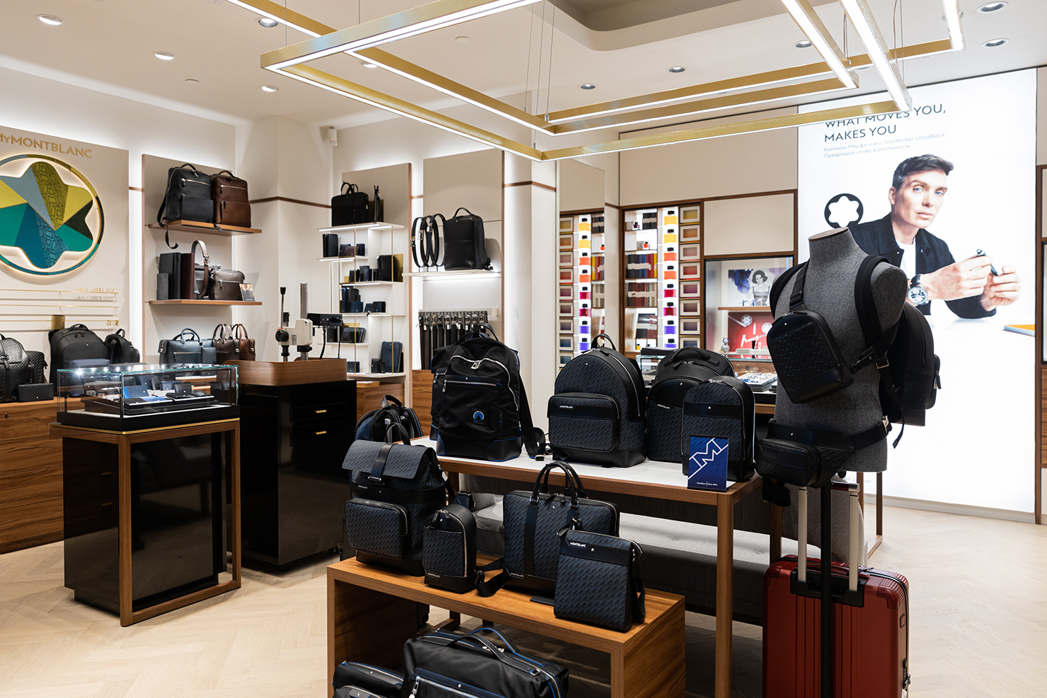 Бутик Montblanc в галереях «Времена года» переехал на новое место, расширил свою площадь до 75 кв. м. и обновил интерьер в рамках единой мировой концепции