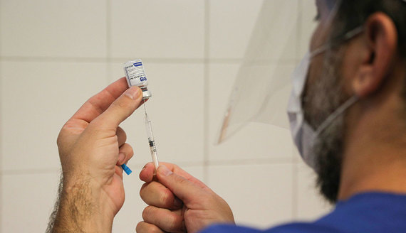 Вакцину «Спутник V» могут зарегистрировать еще в 10 странах в январе