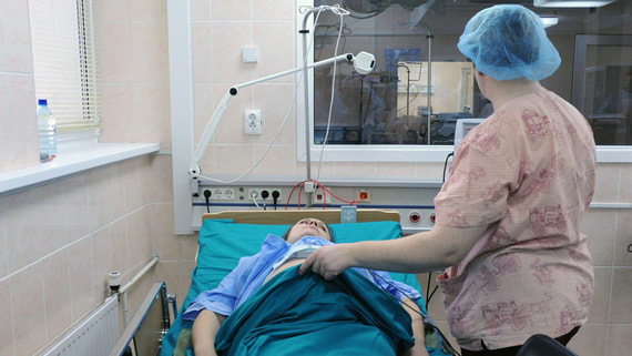 Иностранцам хотят запретить пользоваться услугами суррогатных матерей в России