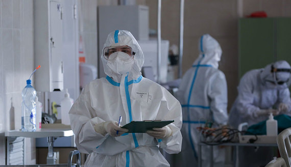 В России впервые с ноября за сутки выявили менее 20 000 случаев коронавируса