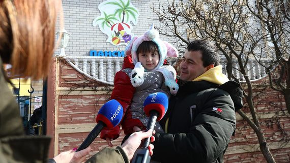 Что ждет беженцев из Донбасса в России