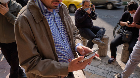 Как Иран живет без Google Play