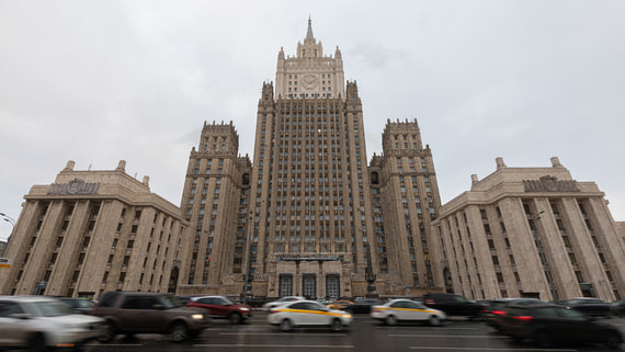 МИД РФ вручил послу США ноту о выдворении дипломатов