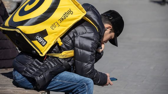 Число заказов из ресторанов с начала марта сократилось на 15%