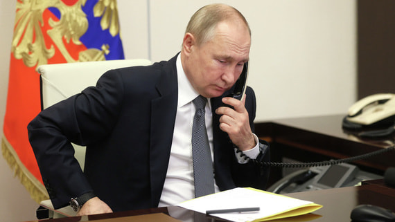 Путин объяснил Шольцу причины перевода оплаты поставок газа в рубли