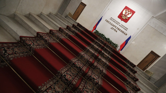 В Госдуму внесли поправки об уголовном наказании за соблюдение санкций внутри России