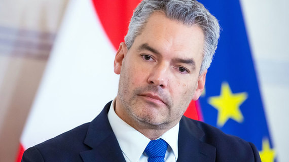 Австрийский канцлер приехал в Москву обсуждать газ и перемирие