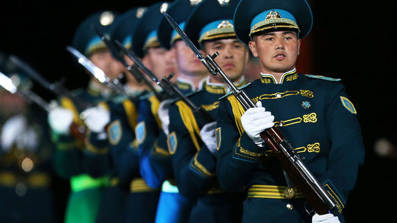 Казахстан отказался от проведения военного парада на День Победы
