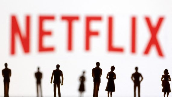 Российские пользователи сервиса Netfliх, заявившего в марте о прекращении работы в нашей стране из-за спецоперации на Украине, подали коллективный иск с требованием восстановить доступ к подписке