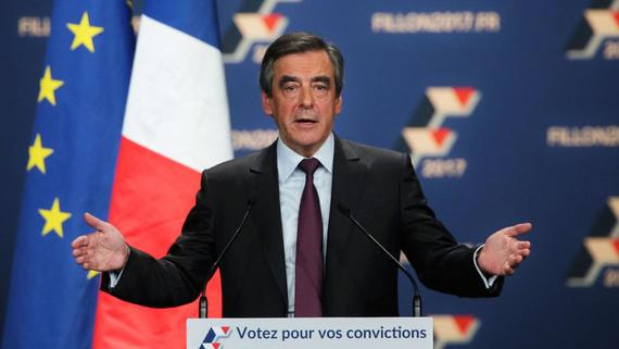 Бывший премьер Франции Фийон приговорен к году тюрьмы за хищения