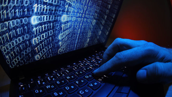 Хакеры в ночь на 9 мая взломали платные телеканалы и Rutube