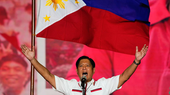 Президентом Филиппин избран сын свергнутого 36 лет назад диктатора